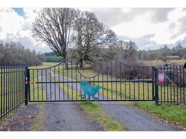 30920 BERLIN Rd, Lebanon, OR 97355