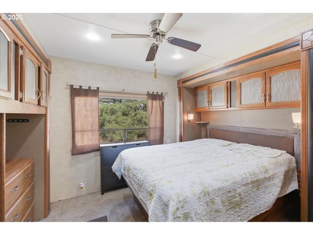 30920 BERLIN Rd, Lebanon, OR 97355