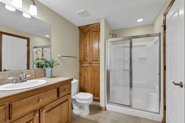 2405 N PECKHAM COURT, Wichita, KS 67228