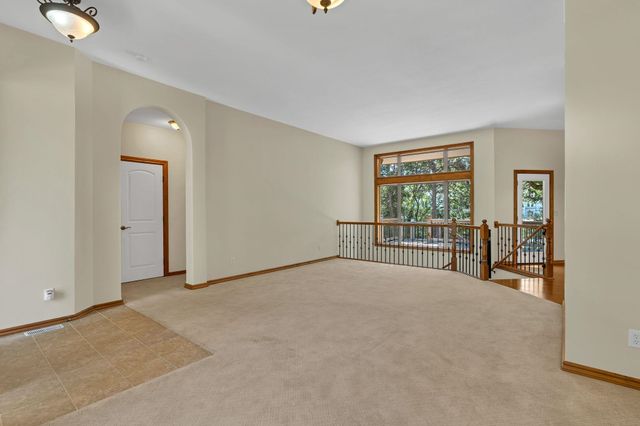 2405 N PECKHAM COURT, Wichita, KS 67228