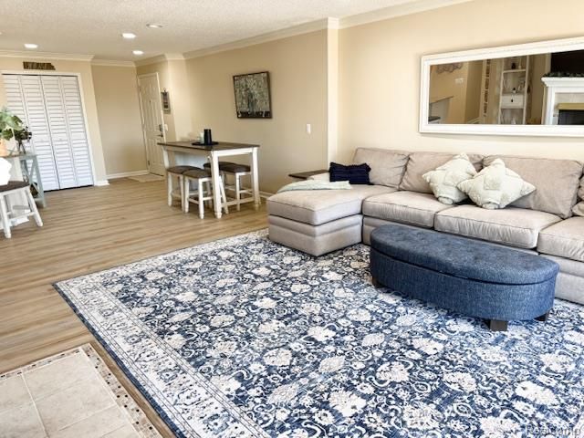3414 LOON LAKE, Waterford Charter Township, MI 48329