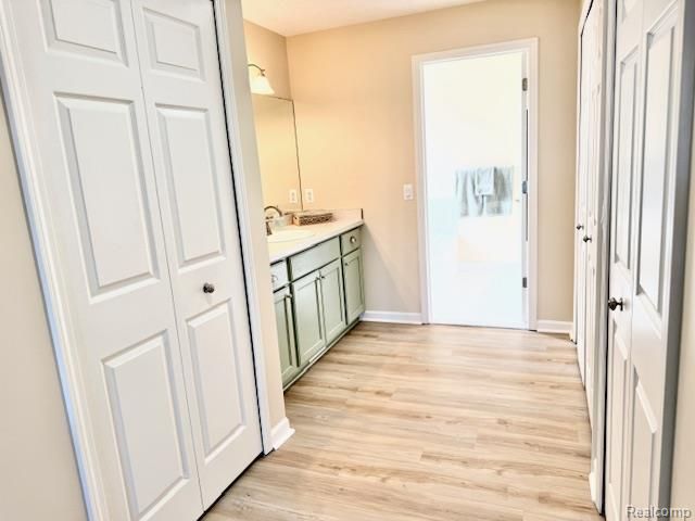 3414 LOON LAKE, Waterford Charter Township, MI 48329