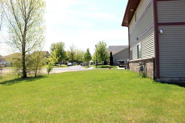 2750 Hazelnut Trail, Sun Prairie, WI 53590