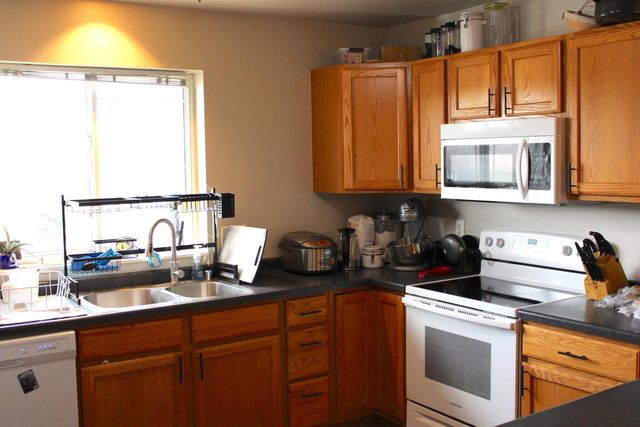 2750 Hazelnut Trail, Sun Prairie, WI 53590