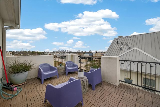 3217 Maxroy Street, Houston, TX 77008