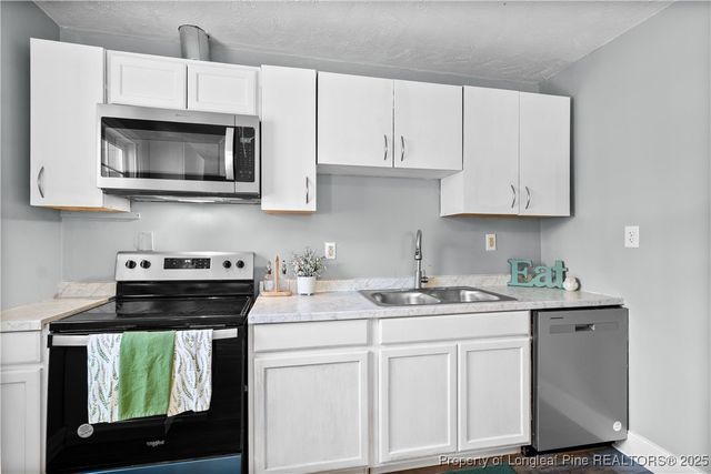 115 Brookwood Avenue, Fayetteville, NC 28301