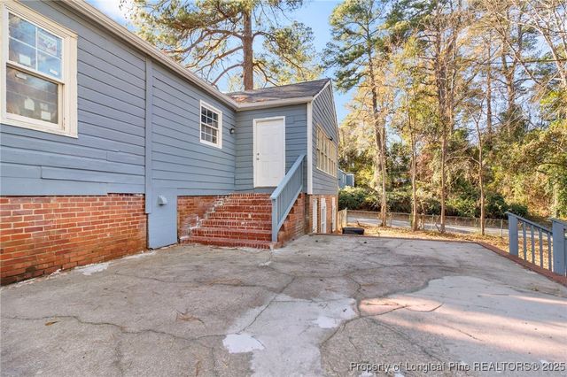 115 Brookwood Avenue, Fayetteville, NC 28301