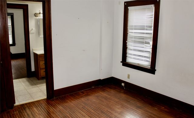 1221 Curtiss Avenue, Ames, IA 50010