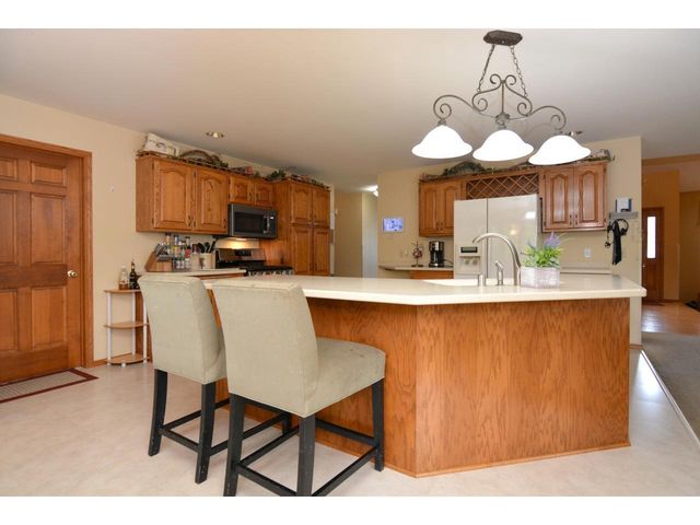 4013 Bordeaux Drive, Janesville, WI 53546