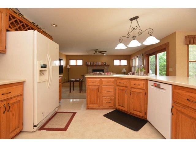 4013 Bordeaux Drive, Janesville, WI 53546