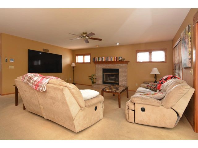 4013 Bordeaux Drive, Janesville, WI 53546