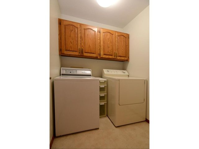 4013 Bordeaux Drive, Janesville, WI 53546