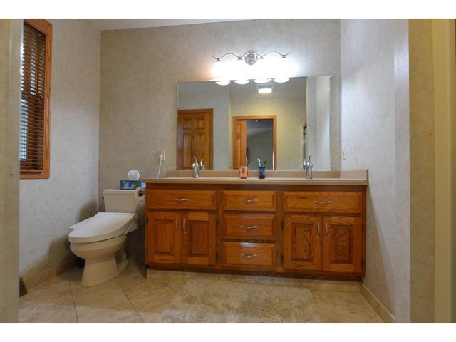 4013 Bordeaux Drive, Janesville, WI 53546