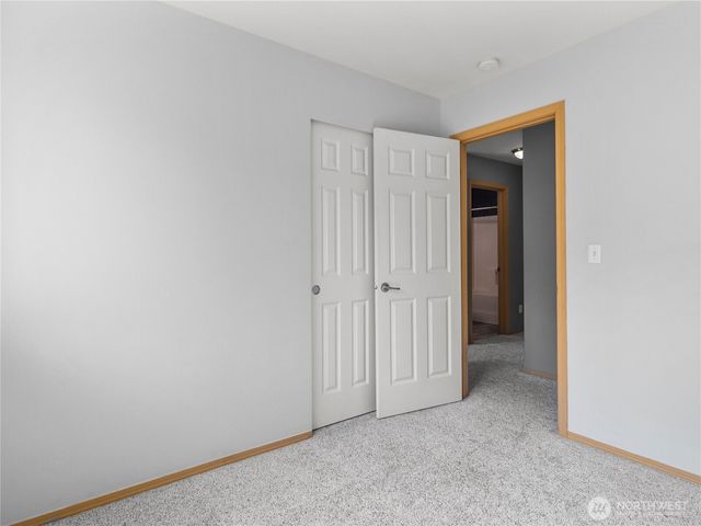 1331 Rowan Ct, Dupont, WA 98327