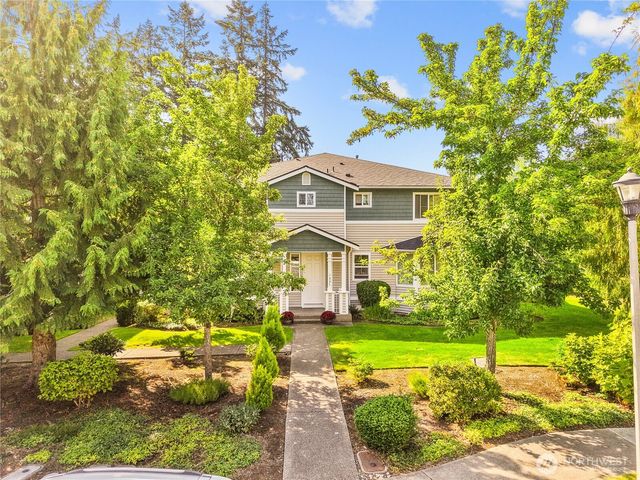 1331 Rowan Ct, Dupont, WA 98327