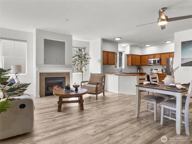1331 Rowan Ct, Dupont, WA 98327