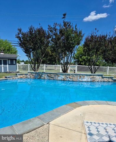 233 TAVISTOCK LN, Sewell, NJ 08080