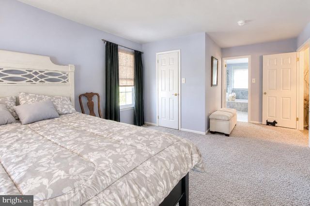 233 TAVISTOCK LN, Sewell, NJ 08080