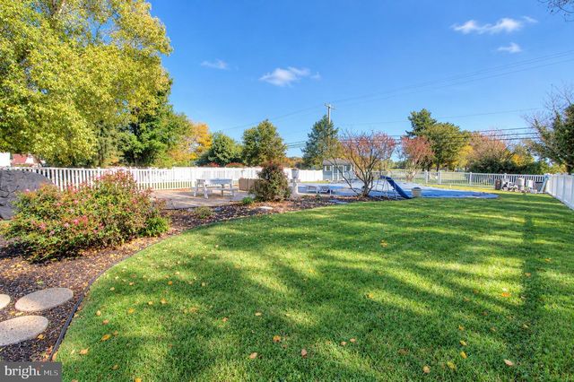 233 TAVISTOCK LN, Sewell, NJ 08080