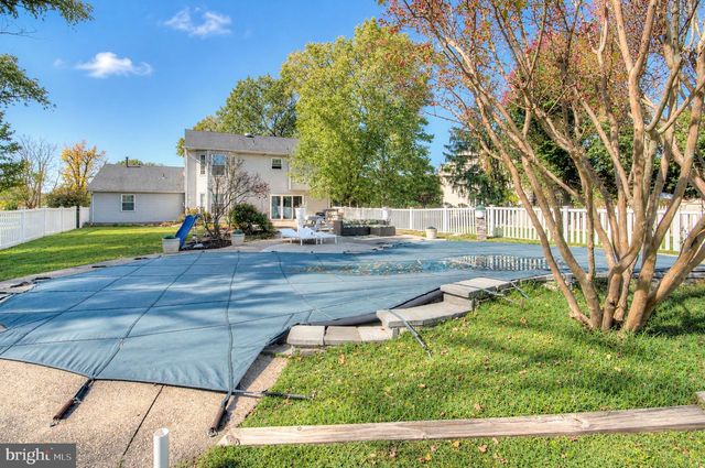 233 TAVISTOCK LN, Sewell, NJ 08080