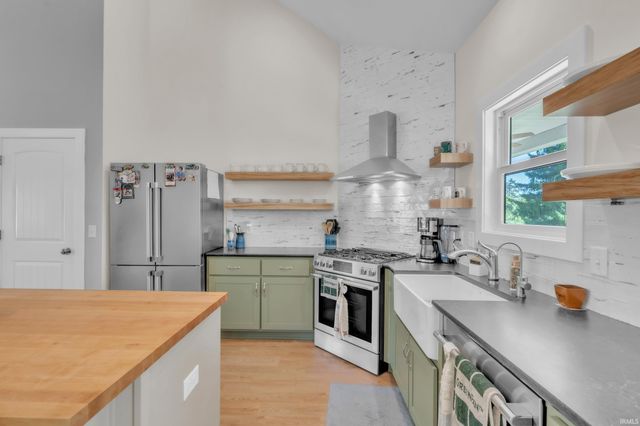 5780 Wheelock Road, Fort Wayne, IN 46835