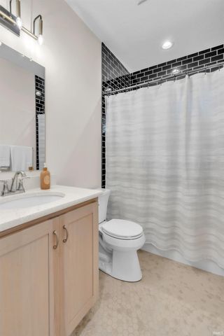 5780 Wheelock Road, Fort Wayne, IN 46835
