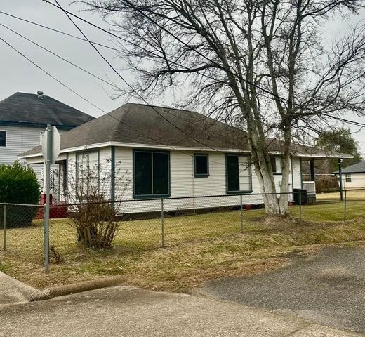 785 Grant Street, Beaumont, TX 77701