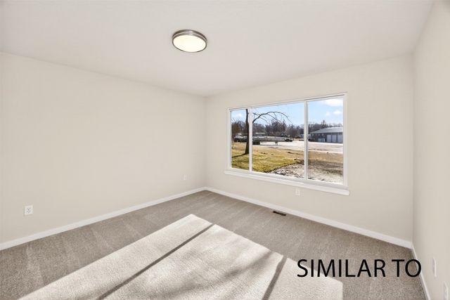 4283 Grover Woods Lane, Des Moines, IA 50317