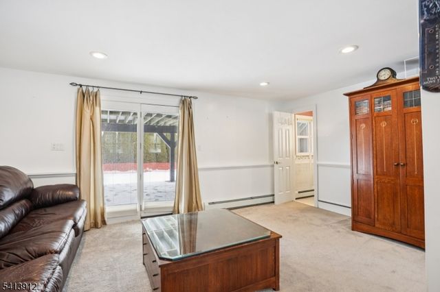 6 Highview Dr, Vernon Twp., NJ 07460