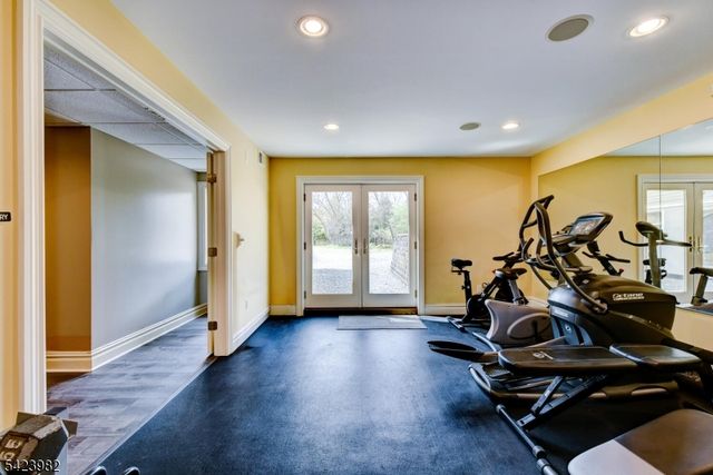 1 DEMOTT DR, Readington Twp., NJ 08889