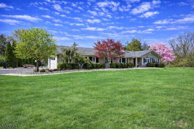 1 DEMOTT DR, Readington Twp., NJ 08889