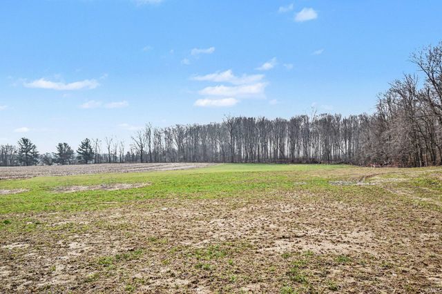 25280 Quinn Road, North Liberty, IN 46554