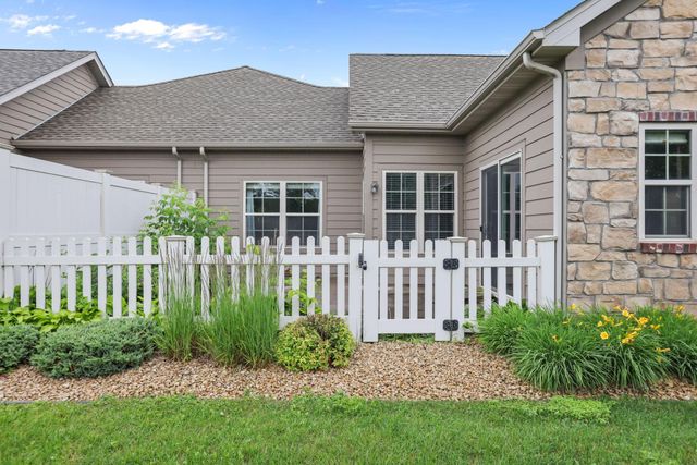 24070 Rivers Edge Road, Rogers, MN 55374