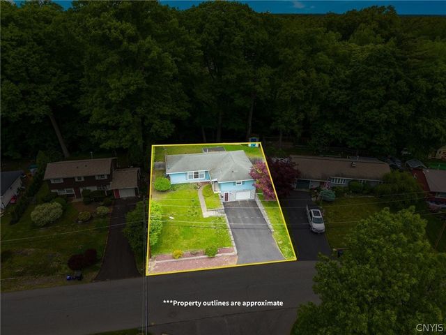 112 David Drive, Clay, NY 13212