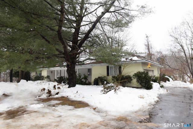 71 Renshaw Road, Hamden, CT 06518