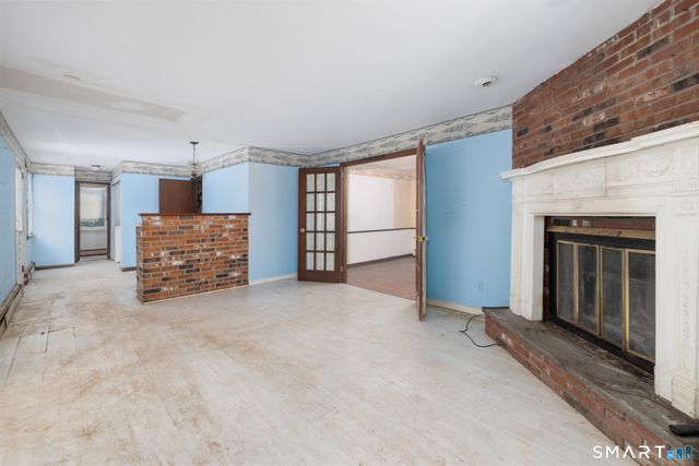 71 Renshaw Road, Hamden, CT 06518