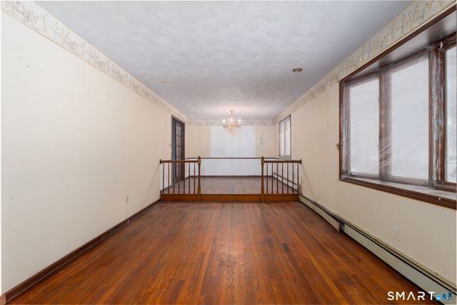 71 Renshaw Road, Hamden, CT 06518