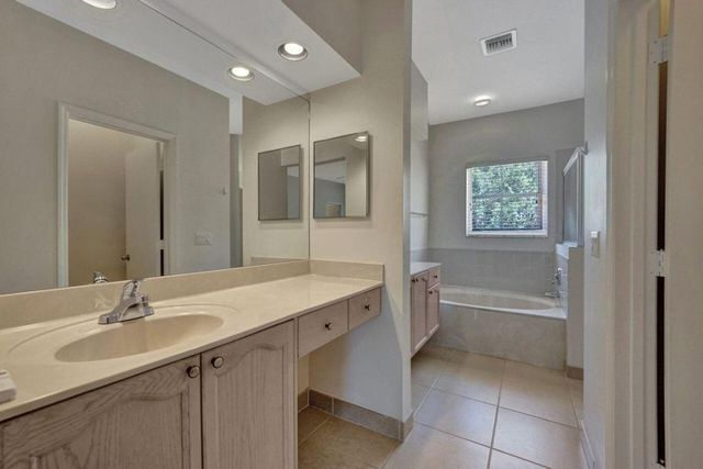 5302 Victoria Circle, West Palm Beach, FL 33409