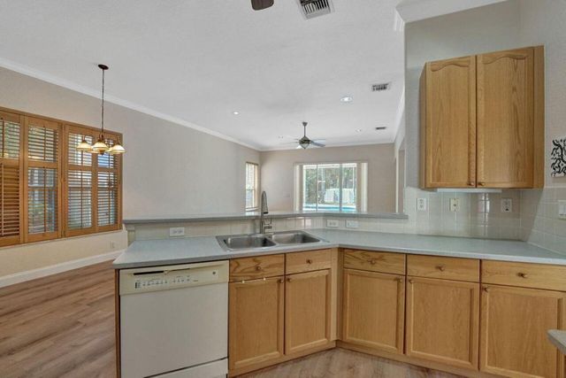 5302 Victoria Circle, West Palm Beach, FL 33409