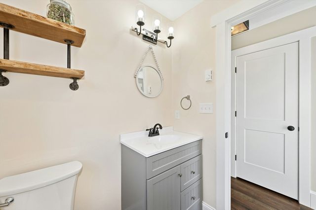 260 Main Street 11, Blackstone, MA 01504