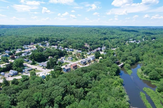 260 Main Street 11, Blackstone, MA 01504