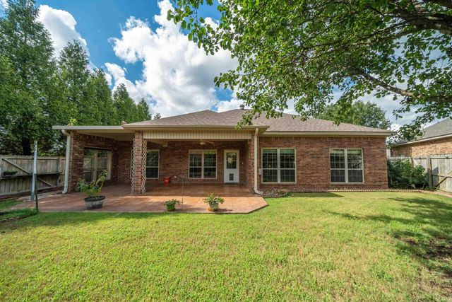 403 Willowbend Circle, Hot Springs, AR 71913