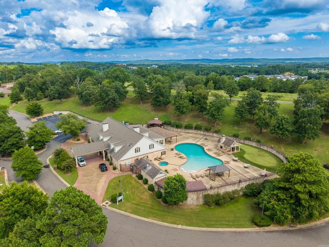 403 Willowbend Circle, Hot Springs, AR 71913