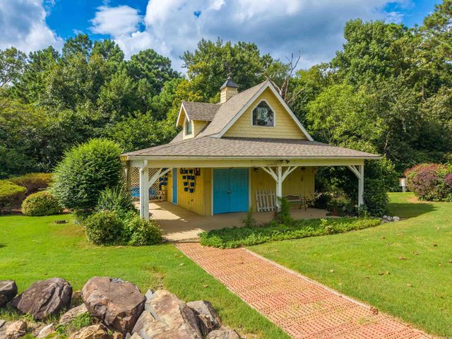 403 Willowbend Circle, Hot Springs, AR 71913