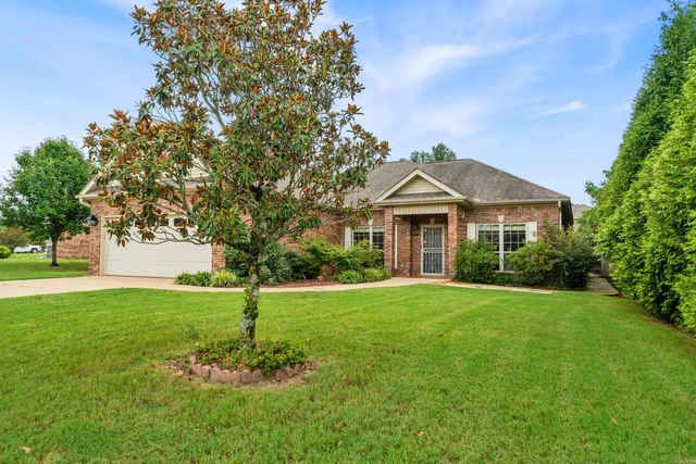 403 Willowbend Circle, Hot Springs, AR 71913