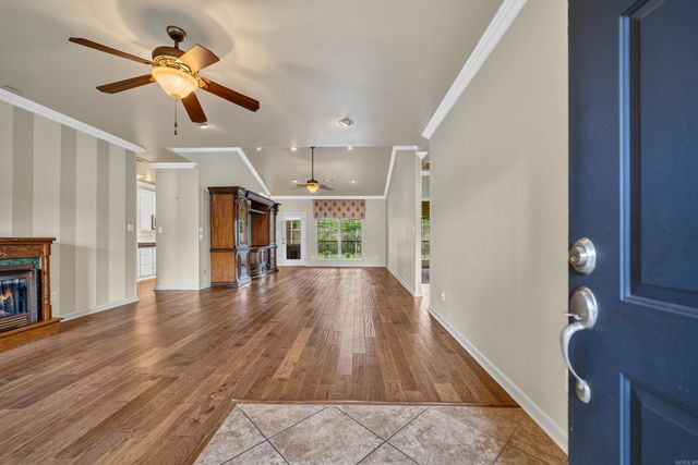 403 Willowbend Circle, Hot Springs, AR 71913