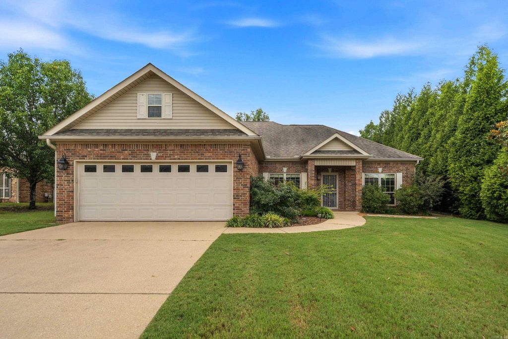 403 Willowbend Circle, Hot Springs, AR 71913