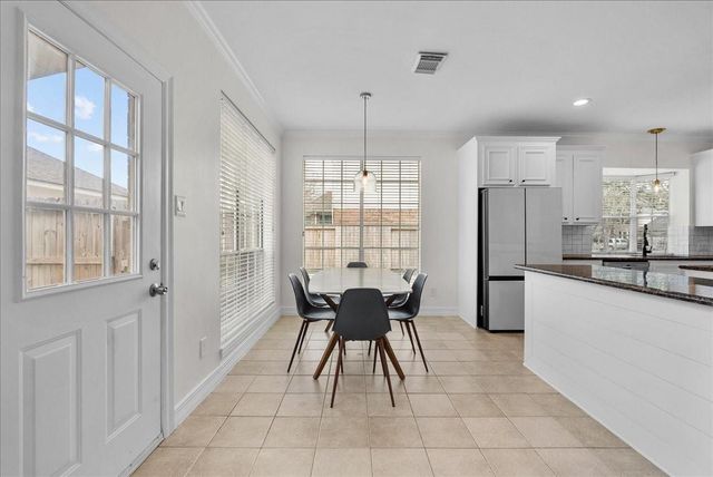 16907 Cottonwood Way, Houston, TX 77059