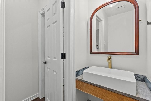 16907 Cottonwood Way, Houston, TX 77059