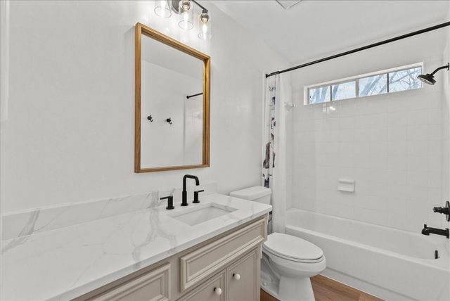 16907 Cottonwood Way, Houston, TX 77059